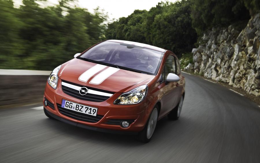  Opel Corsa Stripes 2010 года  (фото 5 из 6)